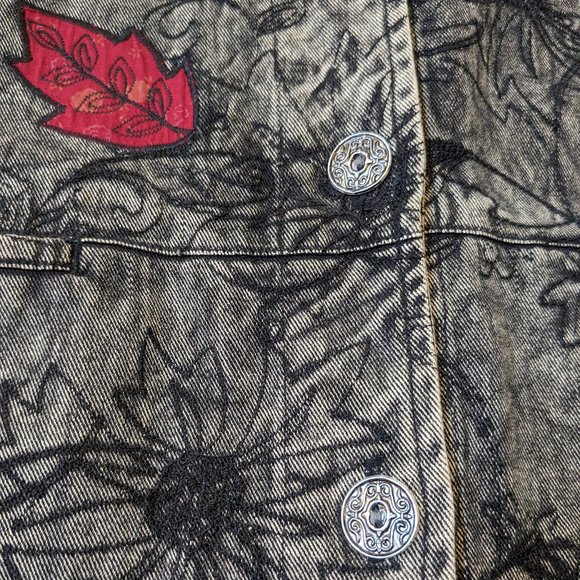 FRENCH LAUNDRY Black Wash Boho Denim Jacket Floral Embroidery - Picture 5 of 10
